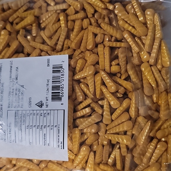 New factory sealed. Candy cake toppers. One unicorn horns and one lightning rods - Picture 2 of 5